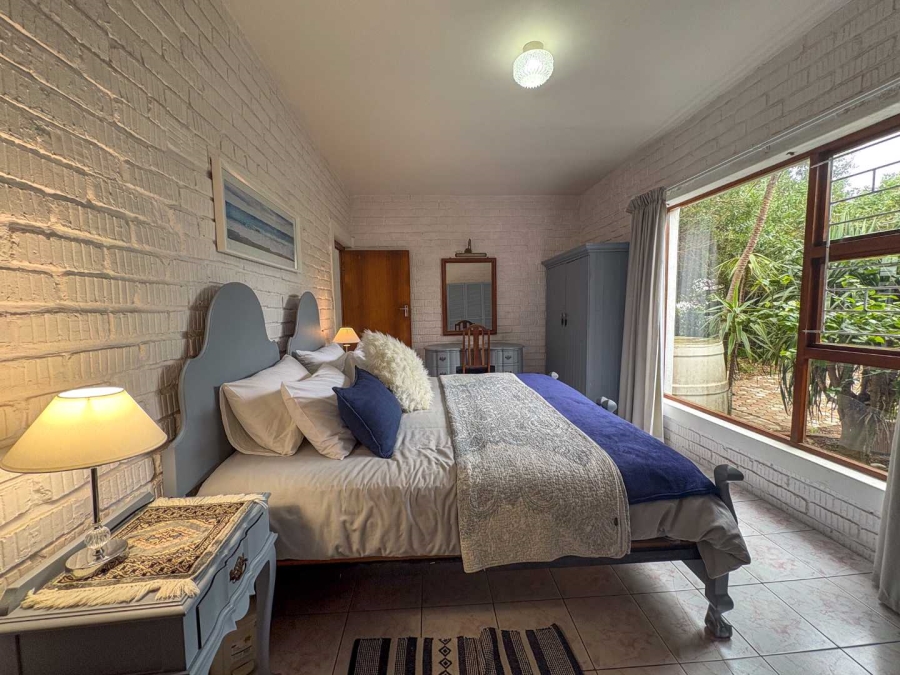 4 Bedroom Property for Sale in Stilbaai Wes Western Cape